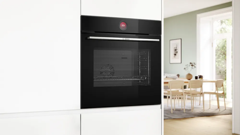 Bosch Serie 8 Ankastre Fırın – HBG7341B1 (Siyah, 71 L)