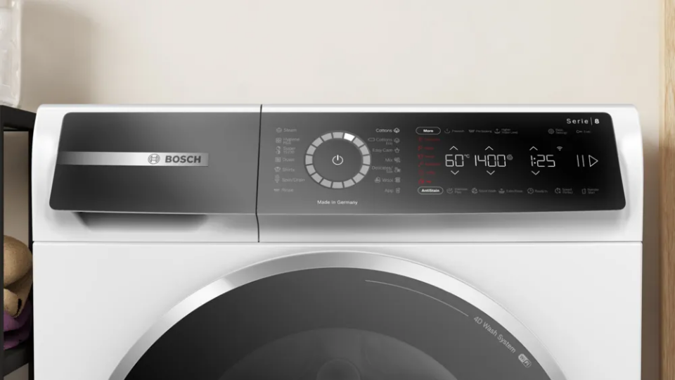 Bosch Serie 8 Çamaşır Makinesi 9 KG, 1400 Devir Beyaz - WGB24400ME