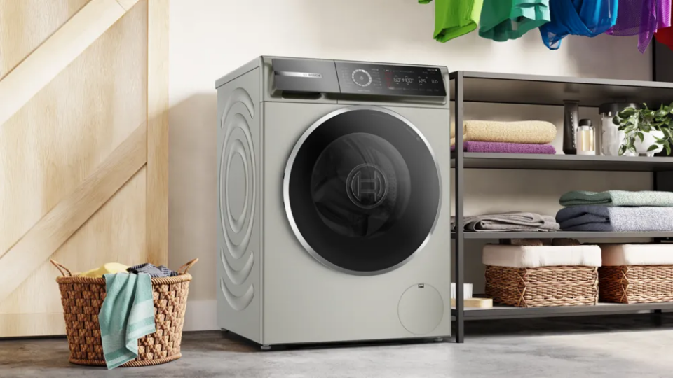 Bosch Serie 8 Çamaşır Makinesi 9 KG, 1400 Devir Inox - WGB2440XME