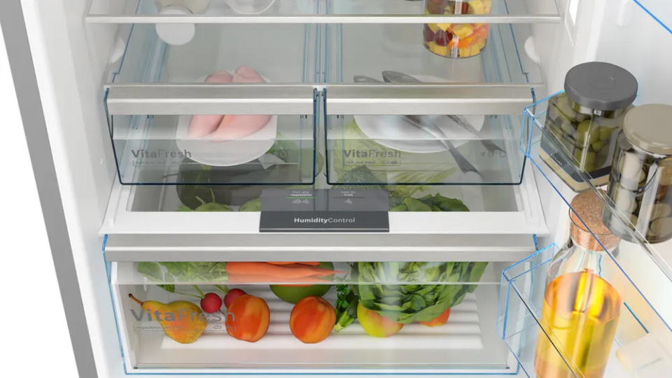 Bosch Series 4 Alttan Donduruculu Füme Buzdolabı |  A++ | KGN56CX30U