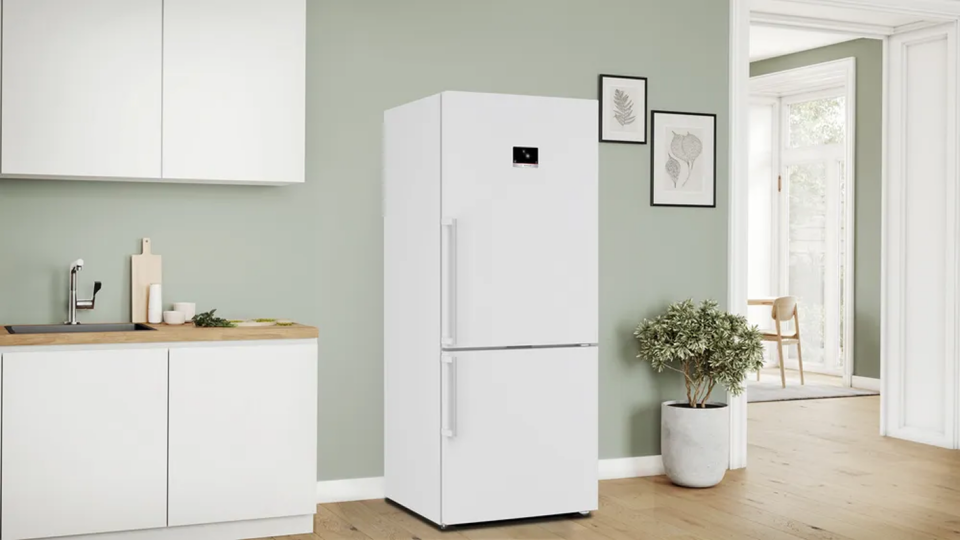 Bosch Serie 8 Alttan Donduruculu Buzdolabı - KGP76AWC0N - 526 Litre