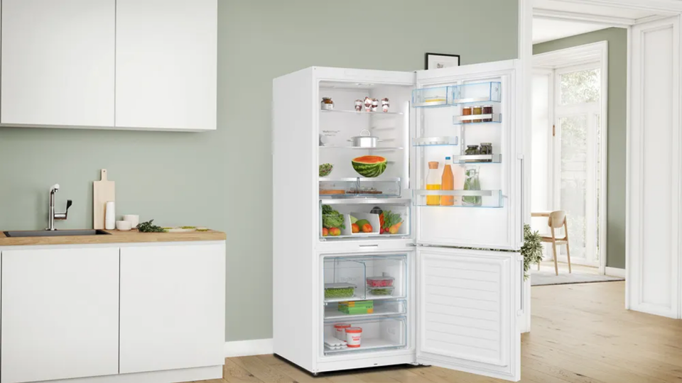 Bosch Serie 8 Alttan Donduruculu Buzdolabı - KGP76AWC0N - 526 Litre