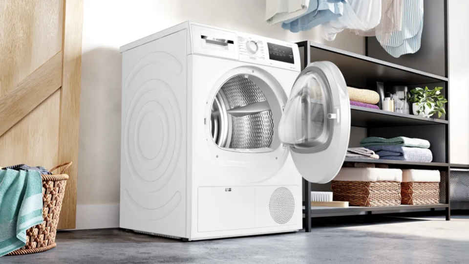 Bosch Serie 4 Isı Pompalı Kurutma Makinesi 8 kg Beyaz - WTH22201TR